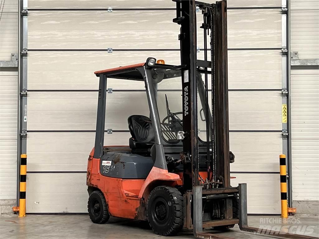 Toyota 02-7FDF15 Empilhadores Diesel