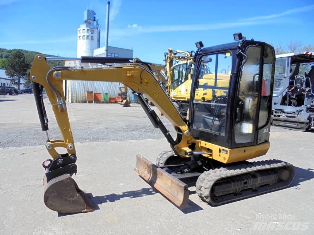 CAT 302.7 D CR Miniescavadeiras