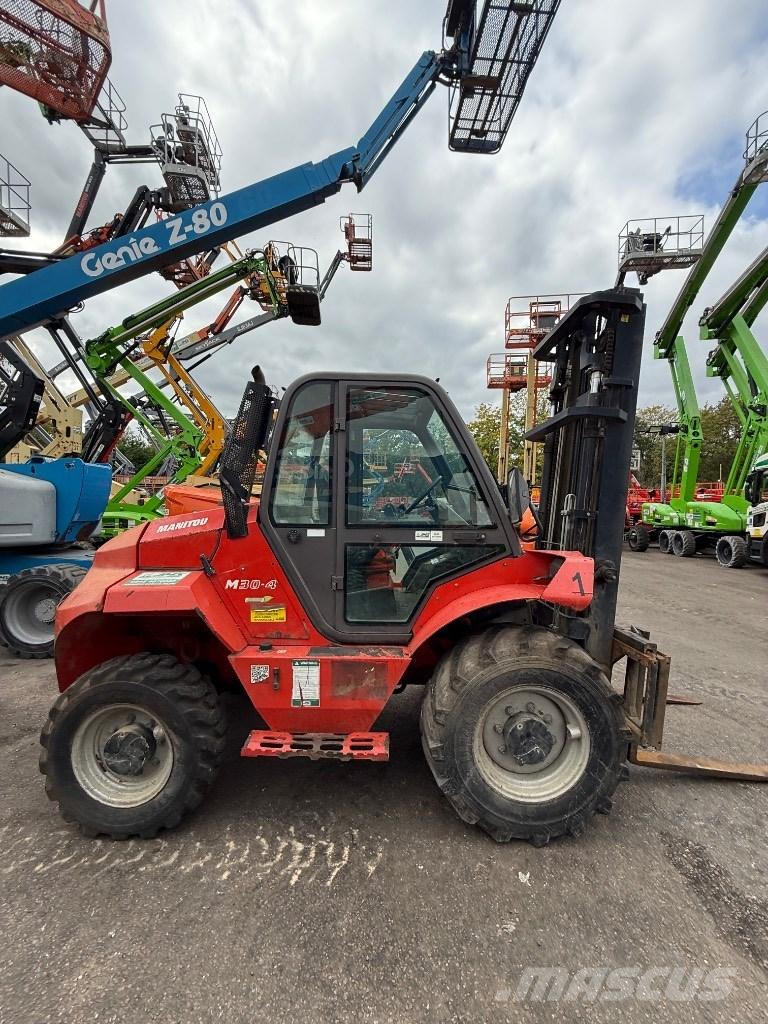 Manitou M30-4 ST3B Manipulador telescópico