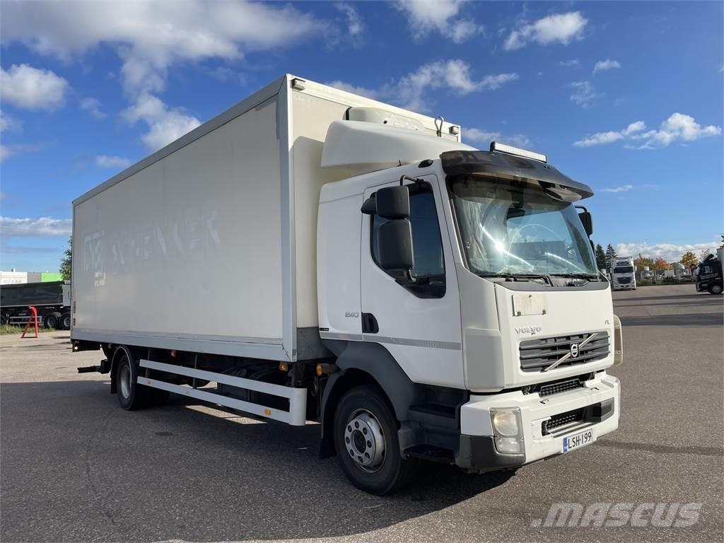 Volvo FL240 4x2 Caminhões de caixa fechada