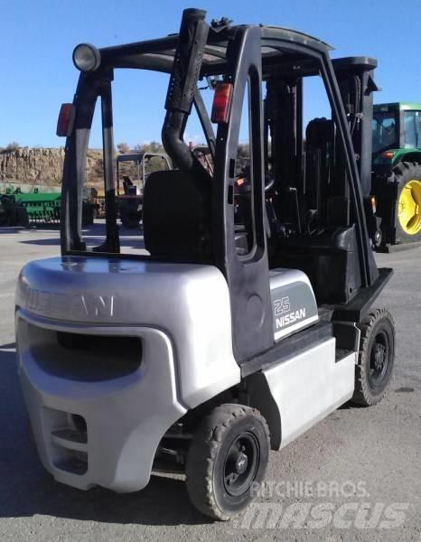 Nissan FD02A25Q Empilhadores Diesel