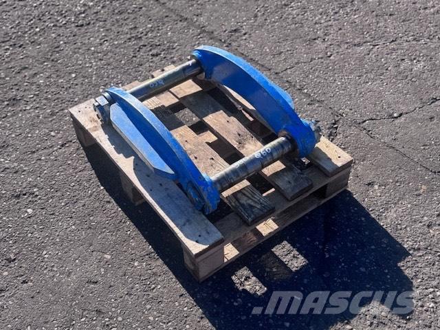 Fuchs USED PARTS Garras