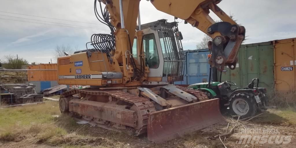 Liebherr R 932 T Escavadoras especiais