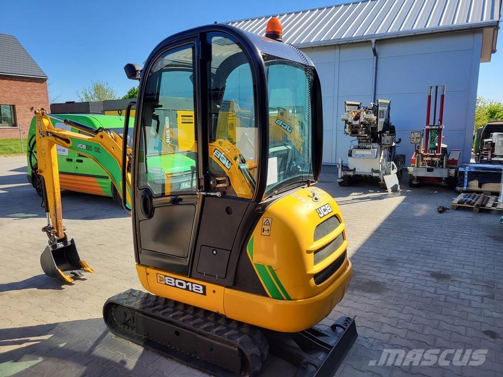 JCB 8018 CTS Miniescavadeiras