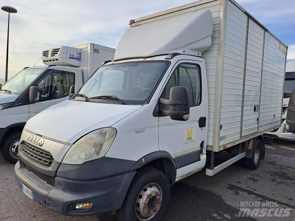Iveco DAILY 60C17 Caminhões de caixa fechada