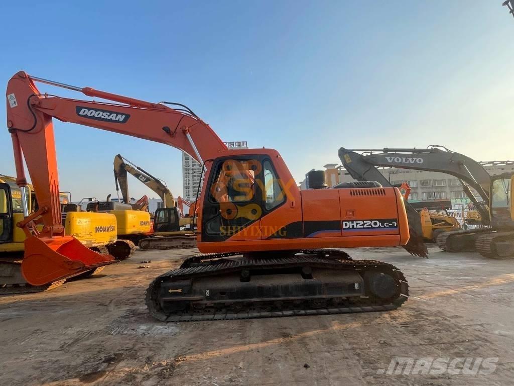 Doosan 220 LC-7 Escavadeiras de esteiras
