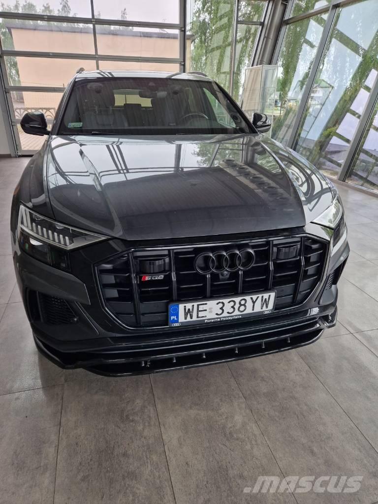 Audi SQ8 Automóvel