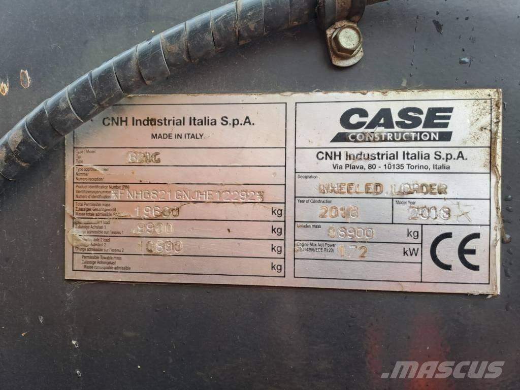 CASE 821g Carregadeiras de rodas