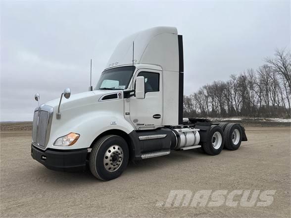 Kenworth T680 Cavalos Mecânicos
