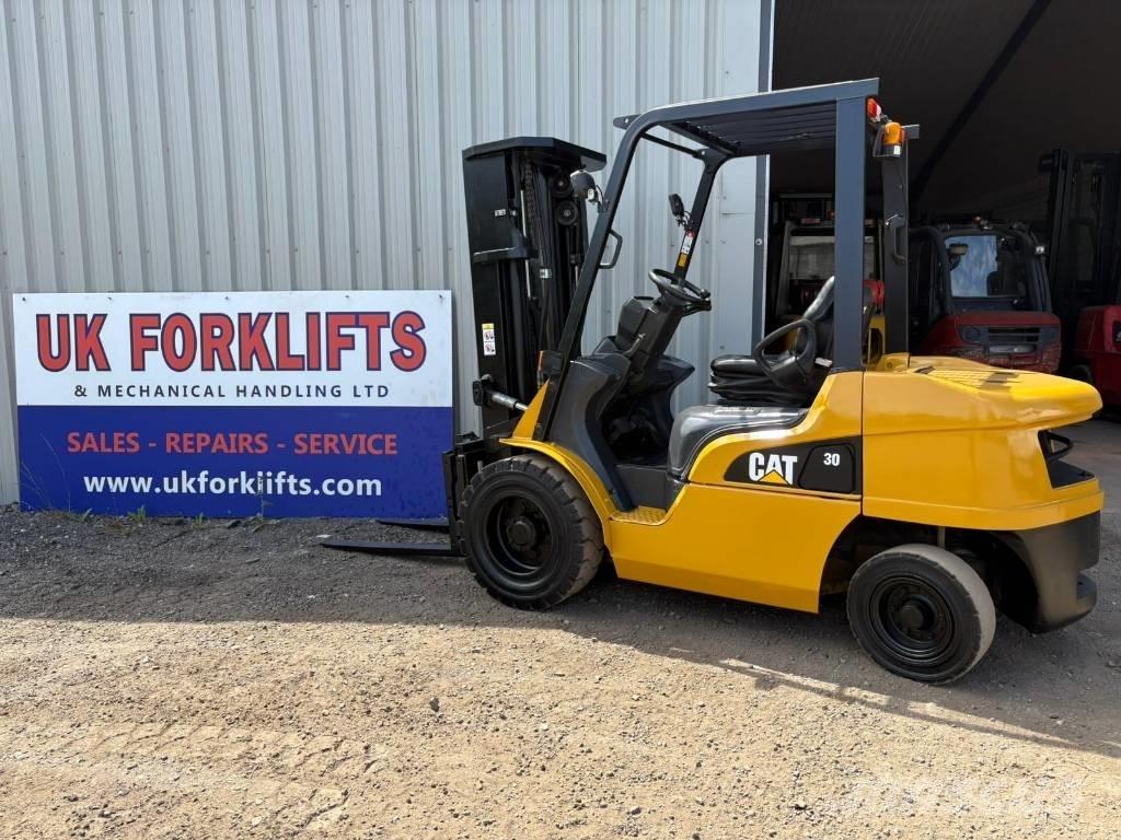 CAT DP30NT Empilhadores Diesel