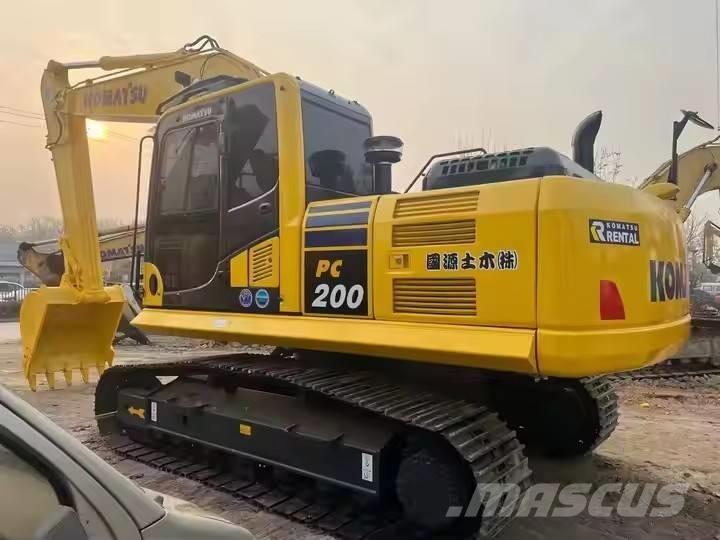 Komatsu PC 200 Escavadeiras de esteiras