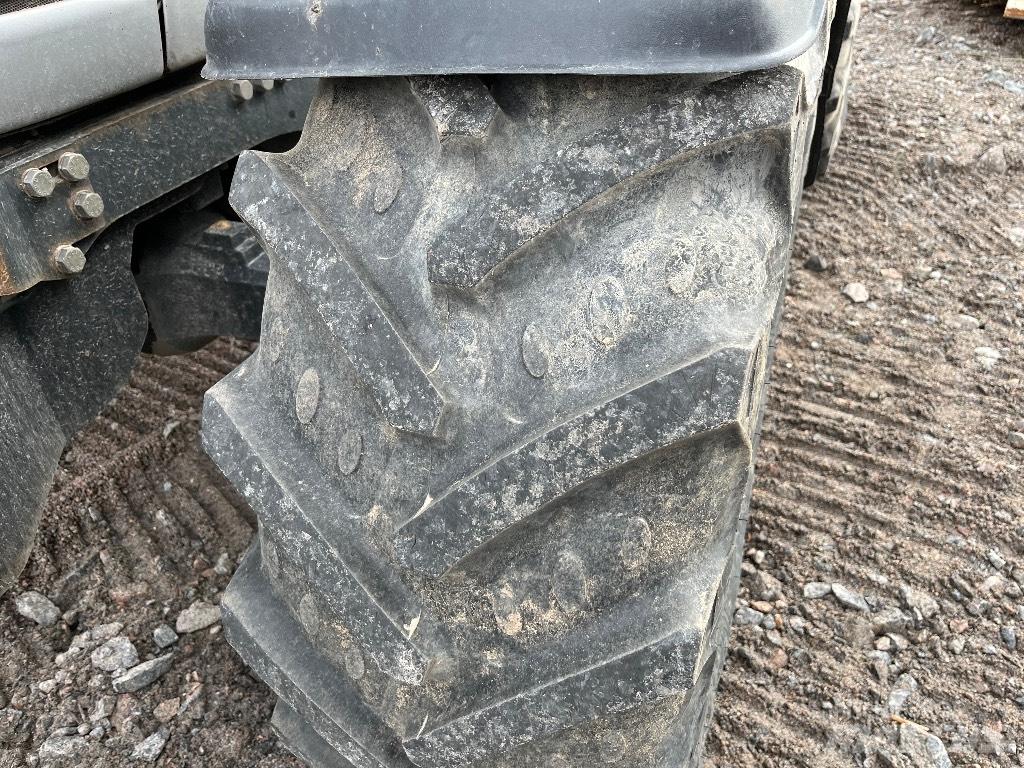 Valtra N 121 HT Tratores Agrícolas usados