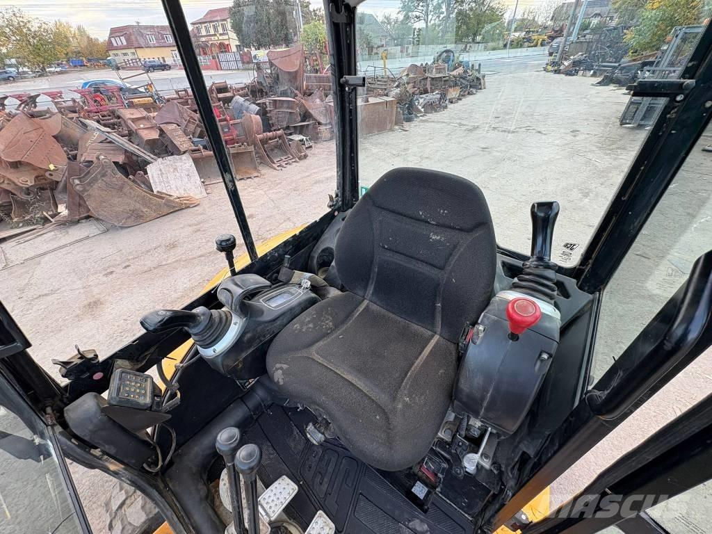 JCB 8025 ZTS Miniescavadeiras