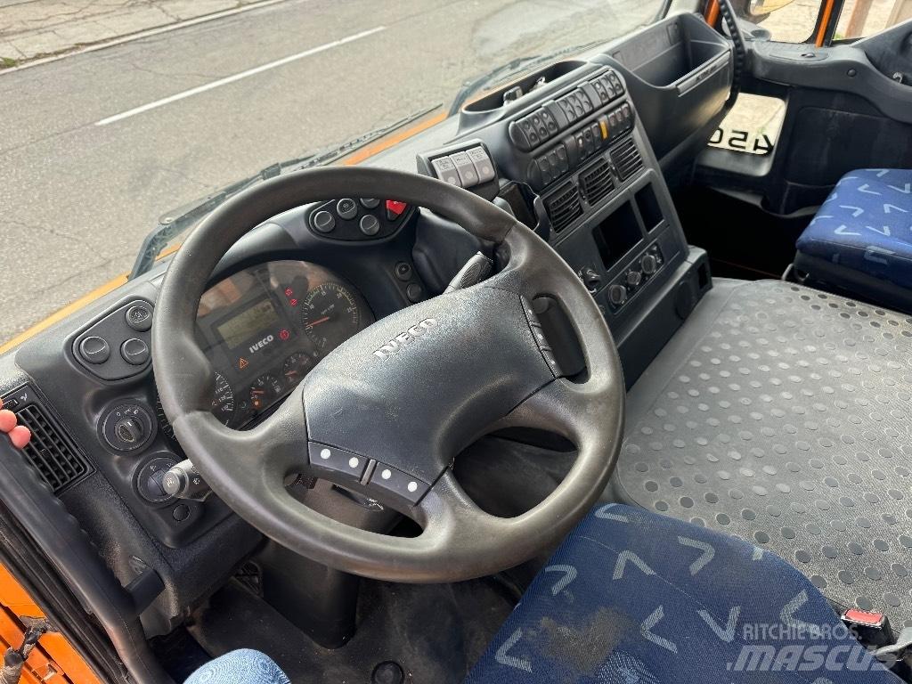 Iveco Trakker 450 Camiões caixa desmontável com elevador de cabo
