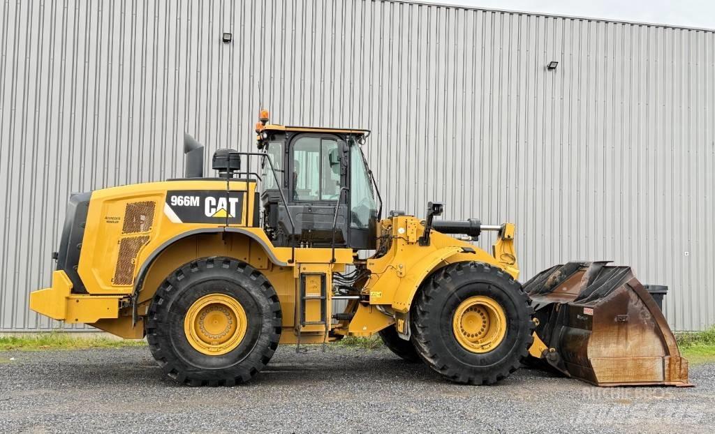 CAT 966 M Carregadeiras de rodas