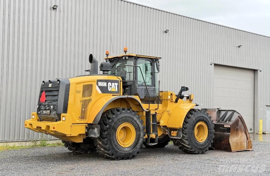 CAT 966 M Carregadeiras de rodas
