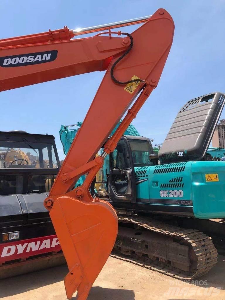 Doosan DH220LC-7 Escavadeiras de esteiras