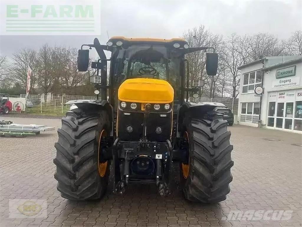 JCB fastrac 4220 Tratores Agrícolas usados