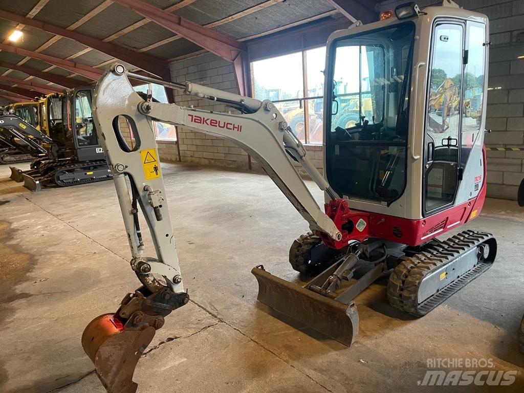 Takeuchi TB216 Miniescavadeiras