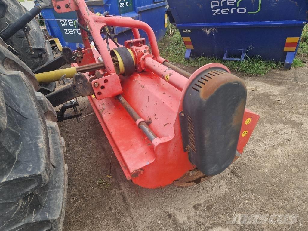 Dragone VL240 Gadanheiras e cortadores de folhas para pastos