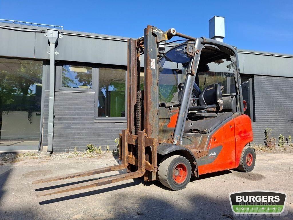 Linde H20T Empilhadores a gás