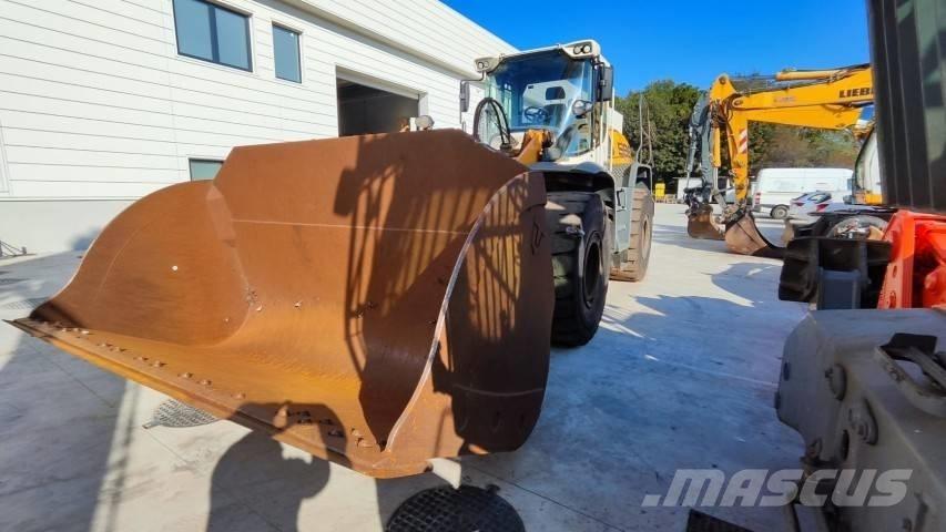 Liebherr L 556 Carregadeiras de rodas