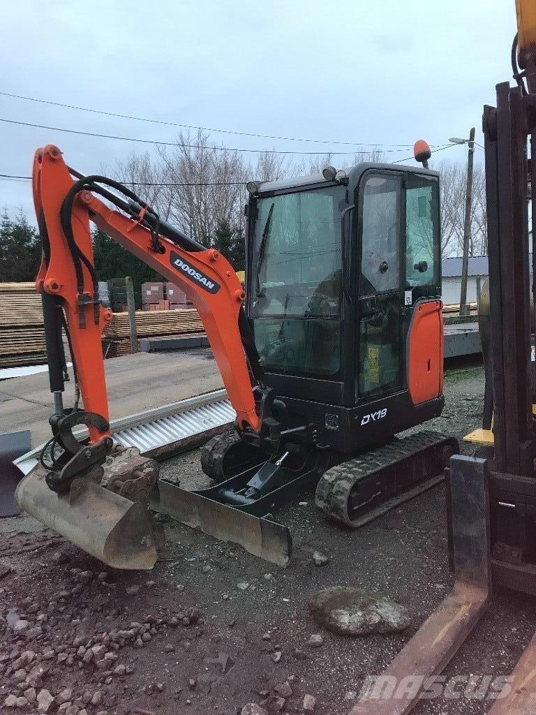 Doosan DX 19 Miniescavadeiras