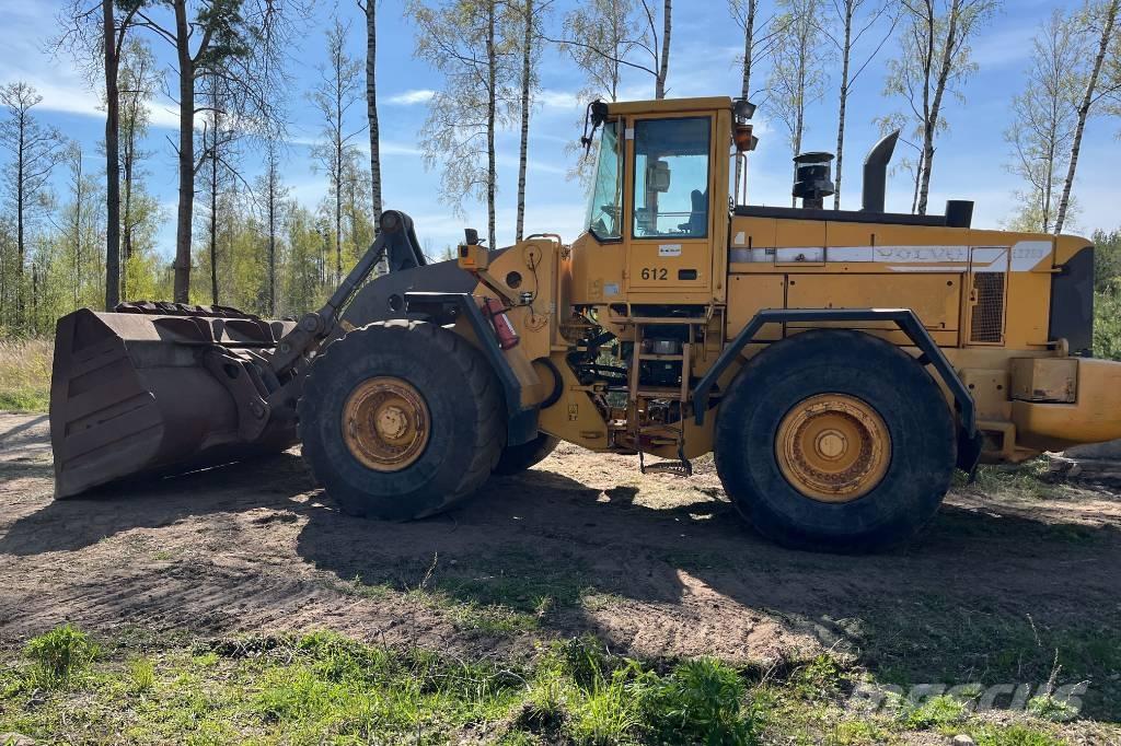 Volvo L 220 Carregadeiras de rodas