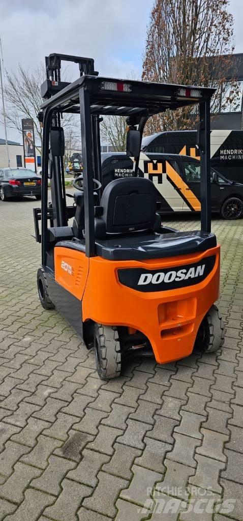 Doosan B20X-7 Empilhadores eléctricos
