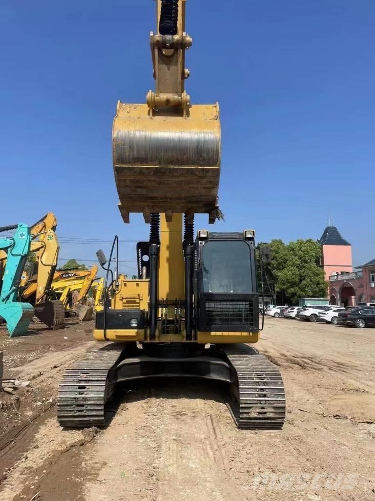 CAT 323 D Escavadeiras de esteiras