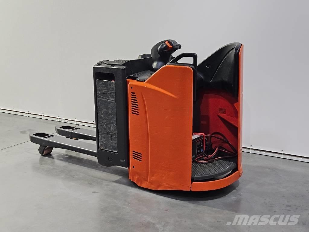 Linde T20SP Porta-paletes com plataforma