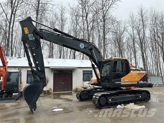 Hyundai R220LC-9S Escavadeiras de esteiras