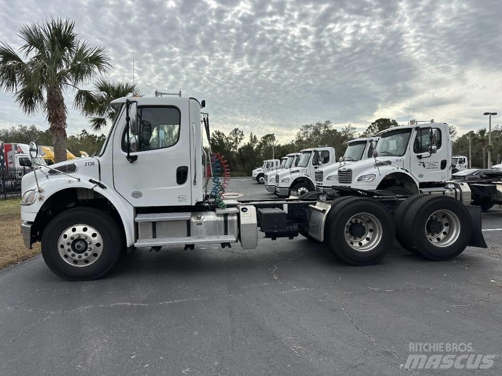 Freightliner M2 Cavalos Mecânicos