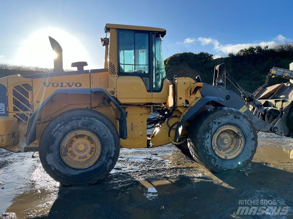 Volvo L 120 F Carregadeiras de rodas