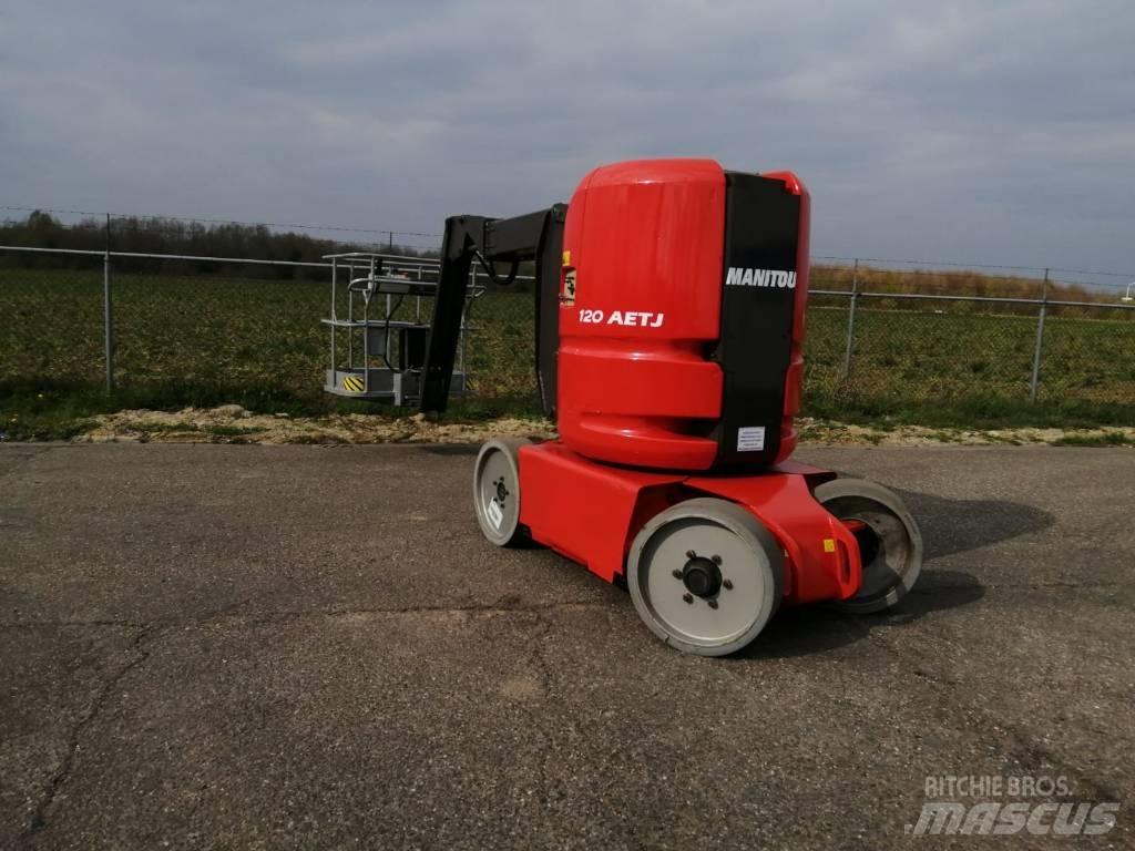 Manitou 120 AETJ Elevadores braços articulados