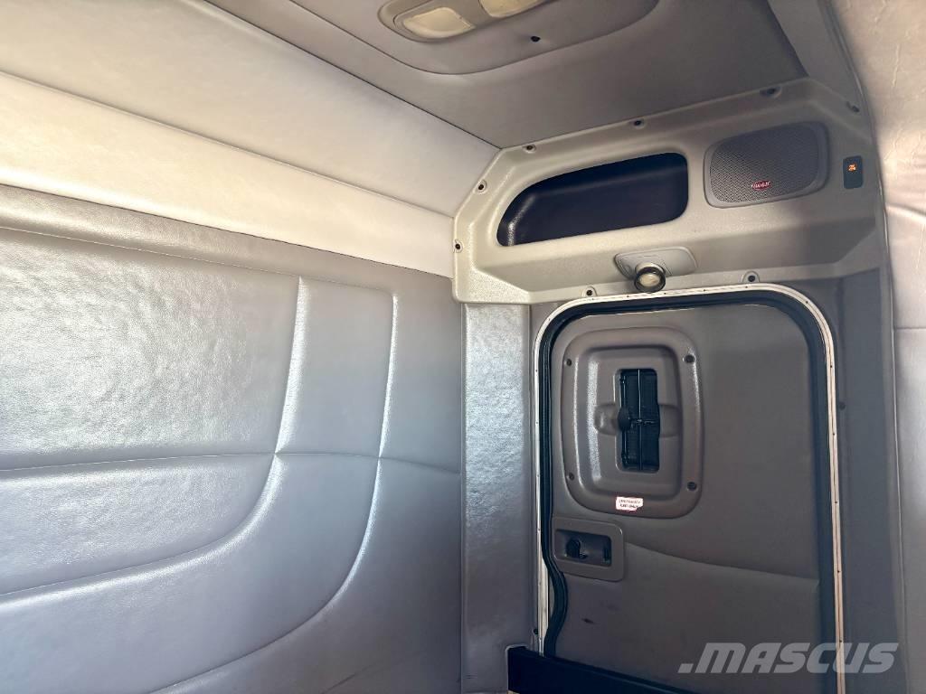 Peterbilt 367 Cavalos Mecânicos