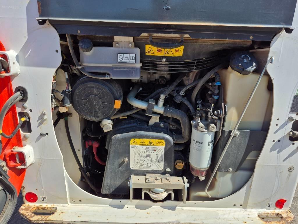 Bobcat T 64 Minicarregadeiras