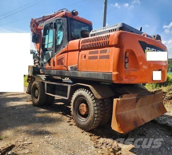 Doosan DX 210 W Escavadoras de rodas