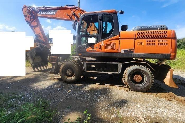 Doosan DX 210 W Escavadoras de rodas
