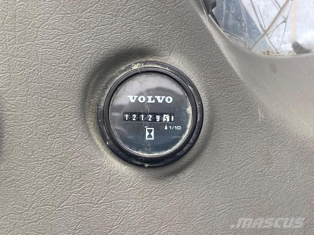 Volvo EC 300 D Escavadeiras de esteiras