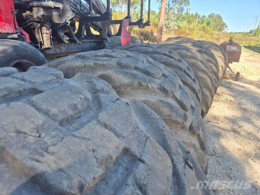 Nokian FOREST KING Pneus