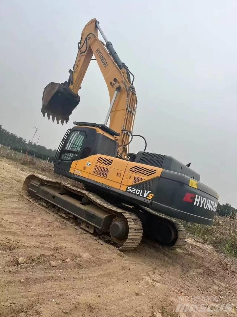 Hyundai Robex 520 VS Escavadeiras de esteiras
