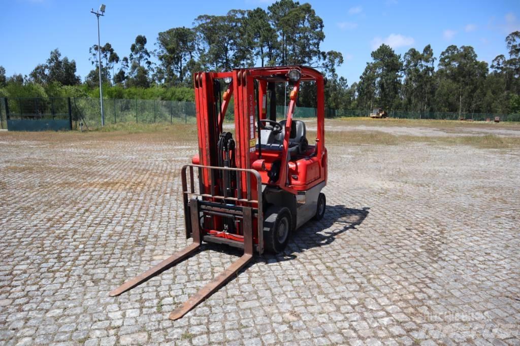 Nissan Y1D1A15Q Empilhadores Diesel