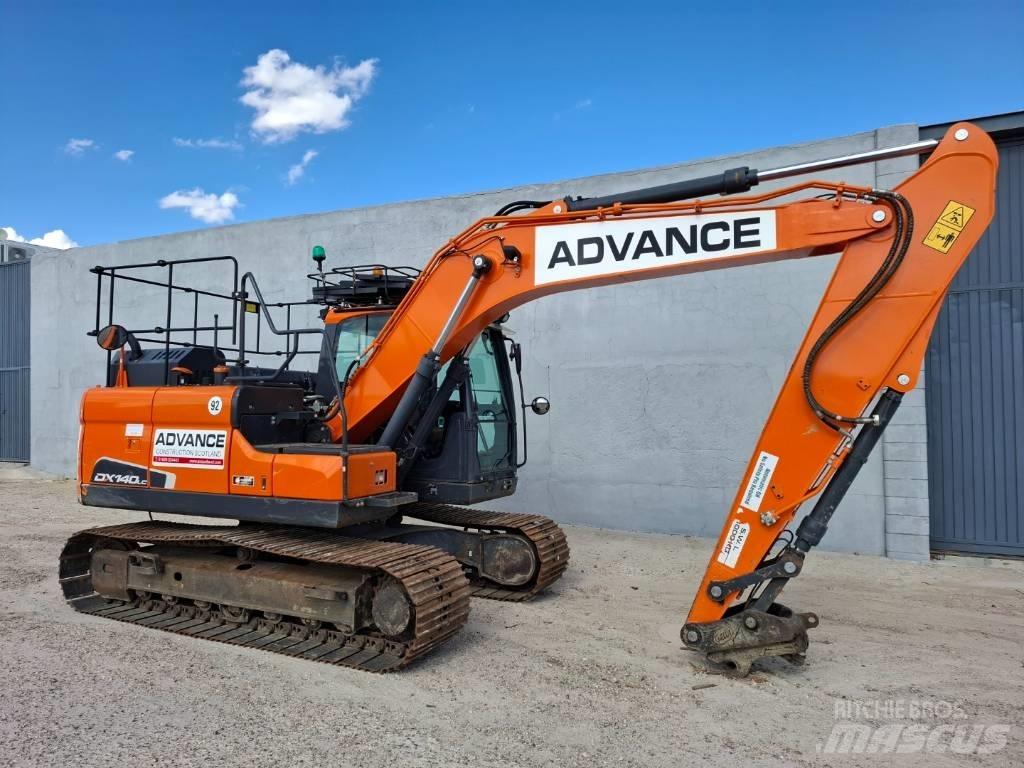 Doosan DX 140LC-5 Escavadeiras de esteiras