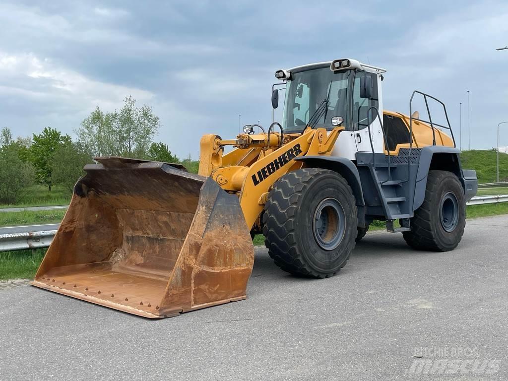 Liebherr L580 Carregadeiras de rodas