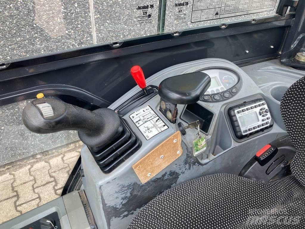 Bobcat E19 Miniescavadeiras