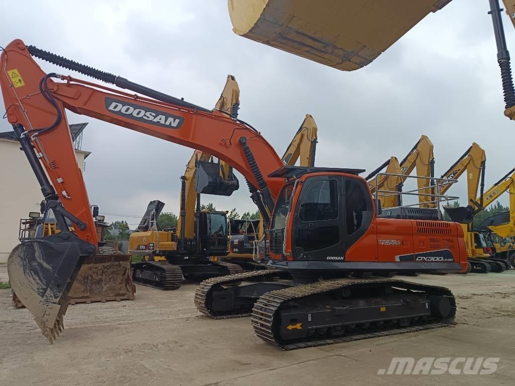 Doosan DX 300 LC Escavadeiras de esteiras
