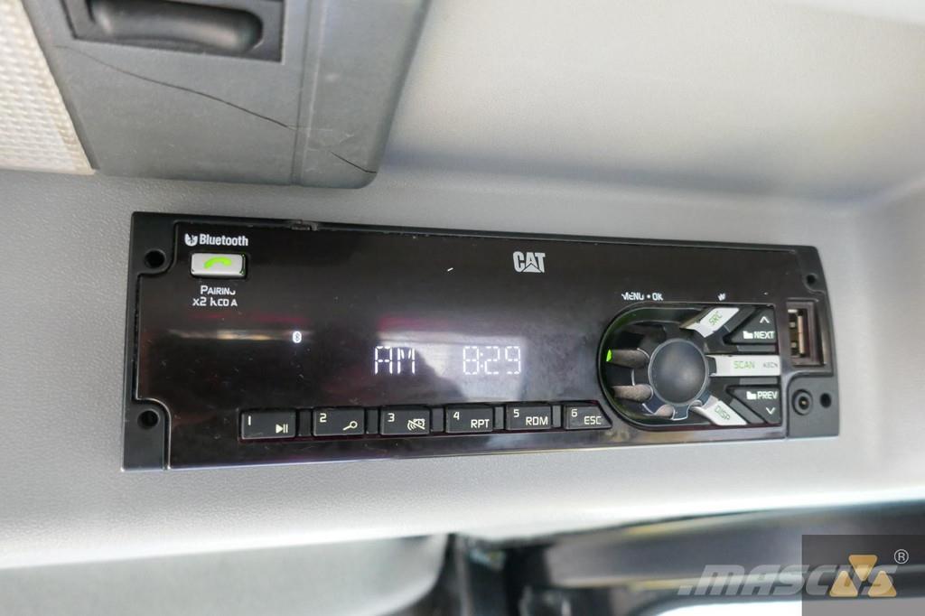 CAT D8T Dozers - Tratores rastos