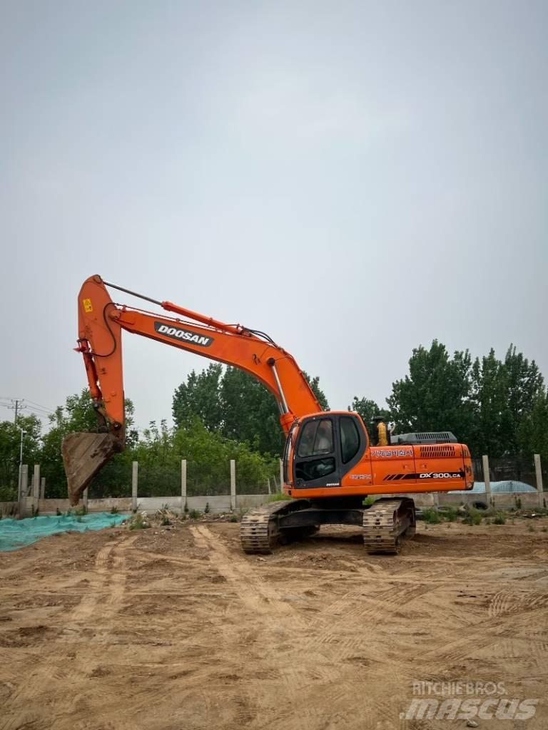 Doosan DX300LCA Escavadeiras de esteiras