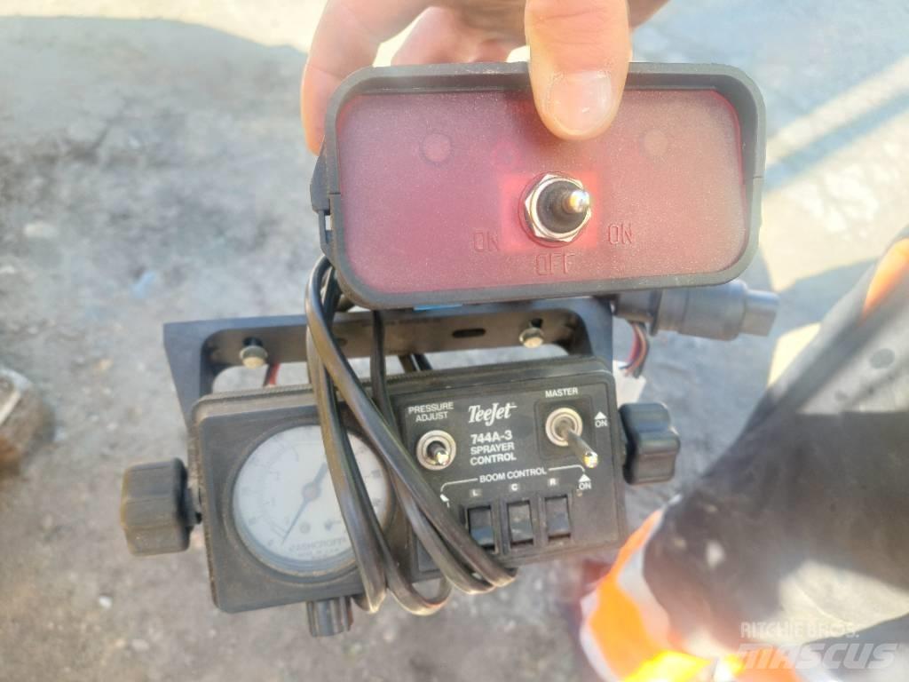 Kasi 3/1000 Pulverizadores montados